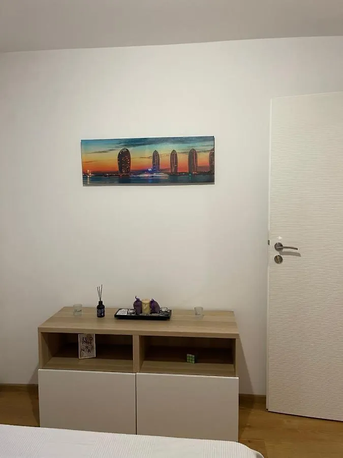 Zeus Apartament Close To Presidencial Palace Bucharest Romania