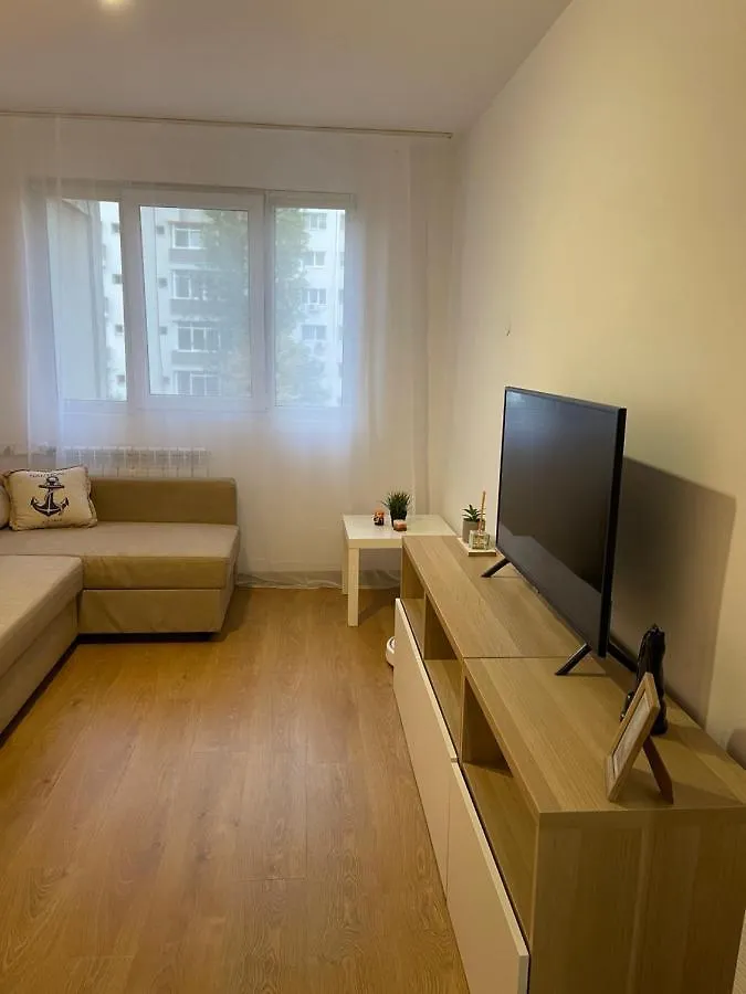 Apartamento Zeus Apartament Close To Presidencial Palace Bucareste